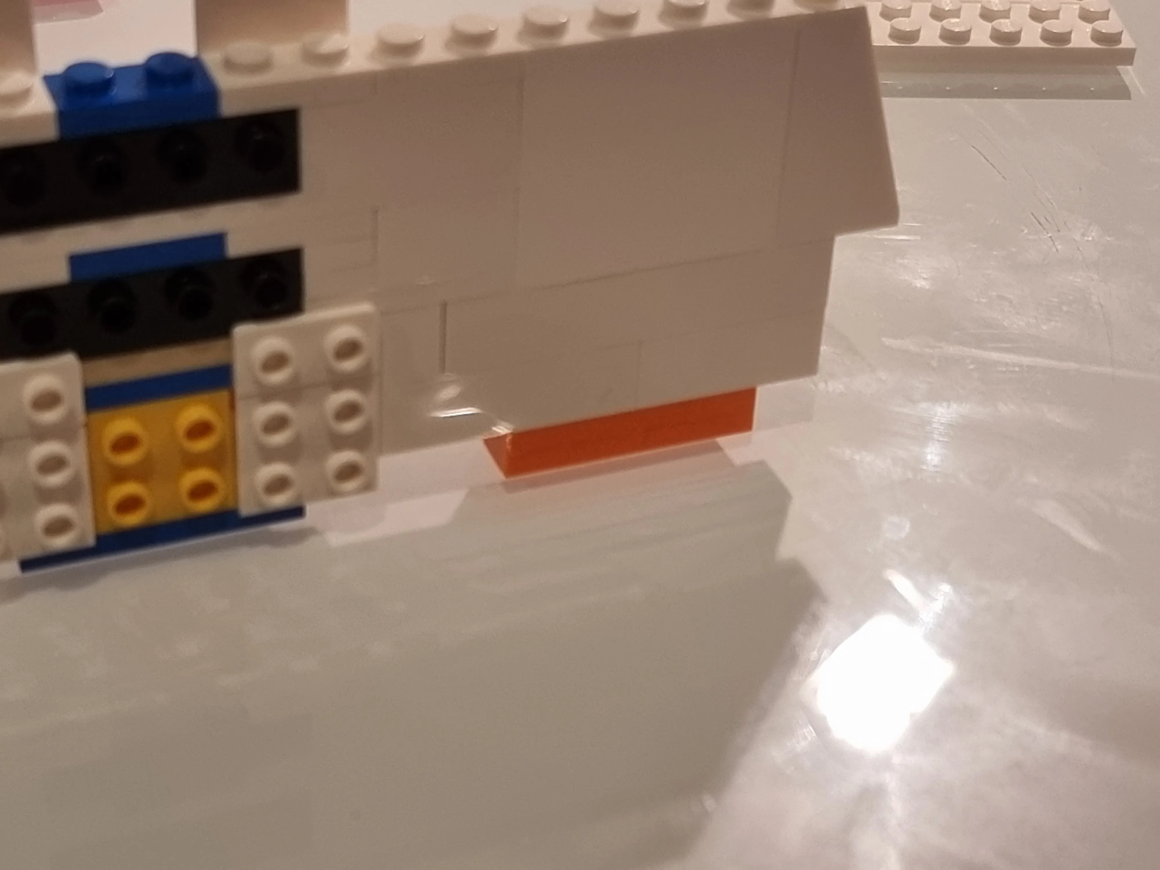 Mini wing supports